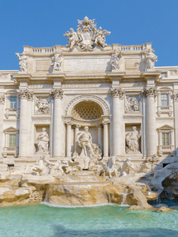 Admire a beleza da Fontana di Trevi, ícone de Roma. Jogue uma moeda e faça um desejo.