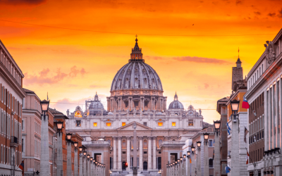 Descubra as maravilhas do Vaticano com uma viagem planejada com cuidado sob medida, onde sua experiência é enriquecida por atenção aos detalhes e conforto.