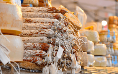 Explorando o Encantador Mercado de Florença: Visita Guiada pela Tradição e Sabores Toscanos Descubra, prove e viva o melhor da Toscana entre aromas e sabores!