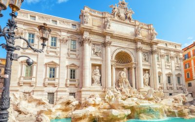 Imagine-se na icônica Fonte Trevi, sentindo a magia eterna de Roma.