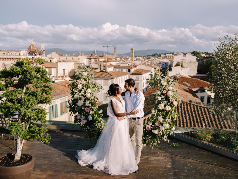 Prove o romance e exclusividade de um aniversário de casamento com vista para a Catedral em Florença.