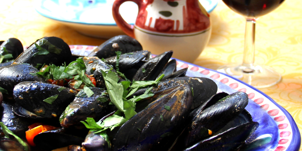 Mussels in the Amalfi coast style