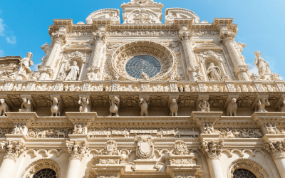 Descubra a Basílica de Santa Croce em Lecce: A Joia do Barroco na Puglia Encante-se com a Basílica de Santa Croce, uma obra-prima barroca.